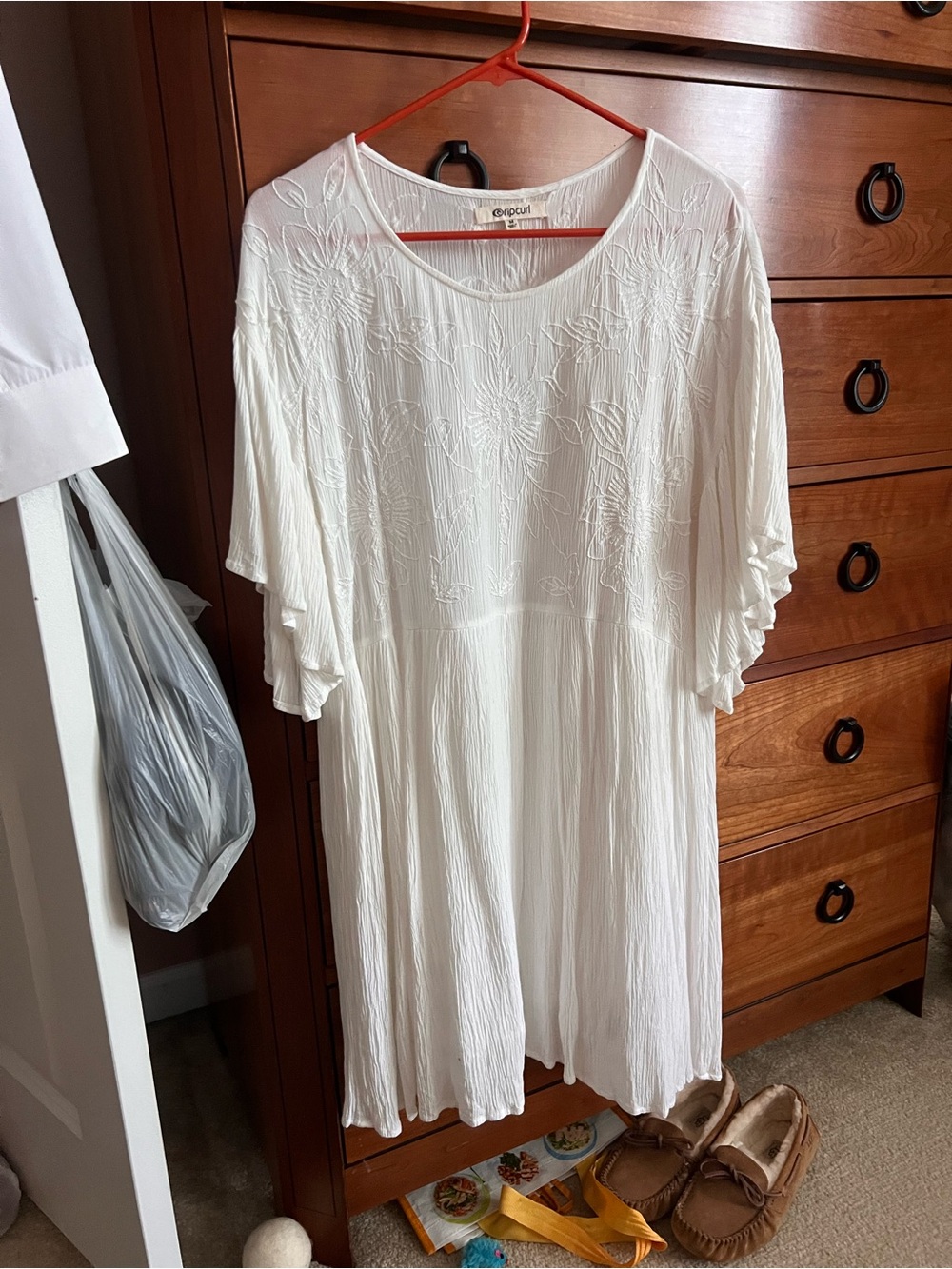 Rip Curl White Embroidered Flutter Sleeve Tunic